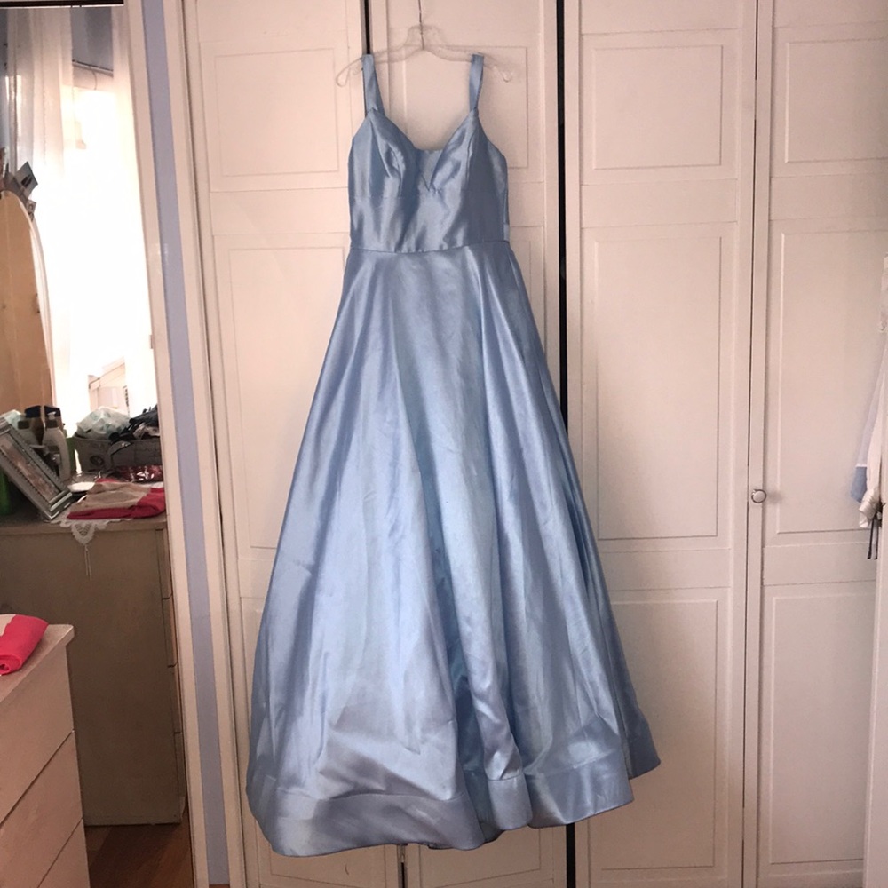 Sherri Hill gown
